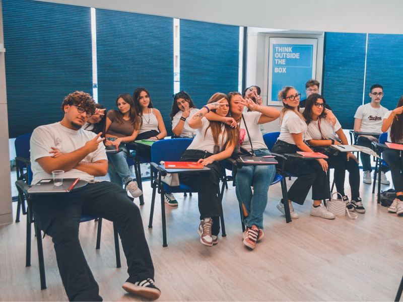 Estudiantes de Flynt Education en nuestra academia de Lloret de Mar